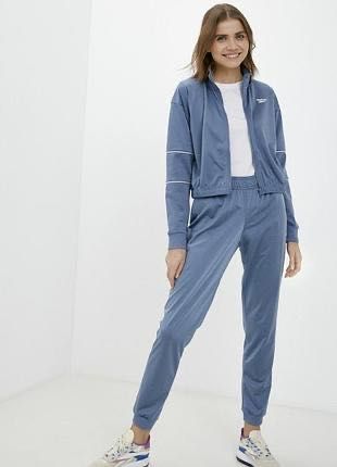 Жіночий спортивний костюм reebok GS9359