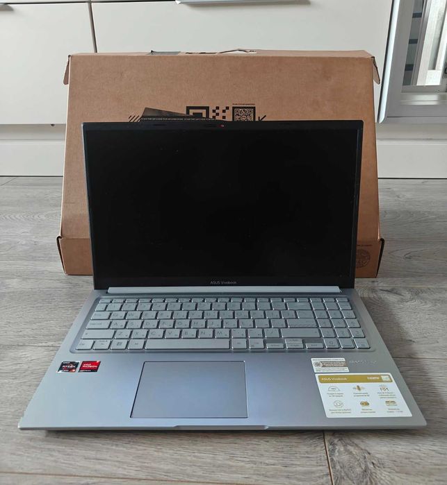 Ноутбук ASUS Vivobook M1502Y LCD FHD
