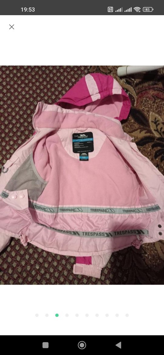 Продам куртки на девочку 5-7лет