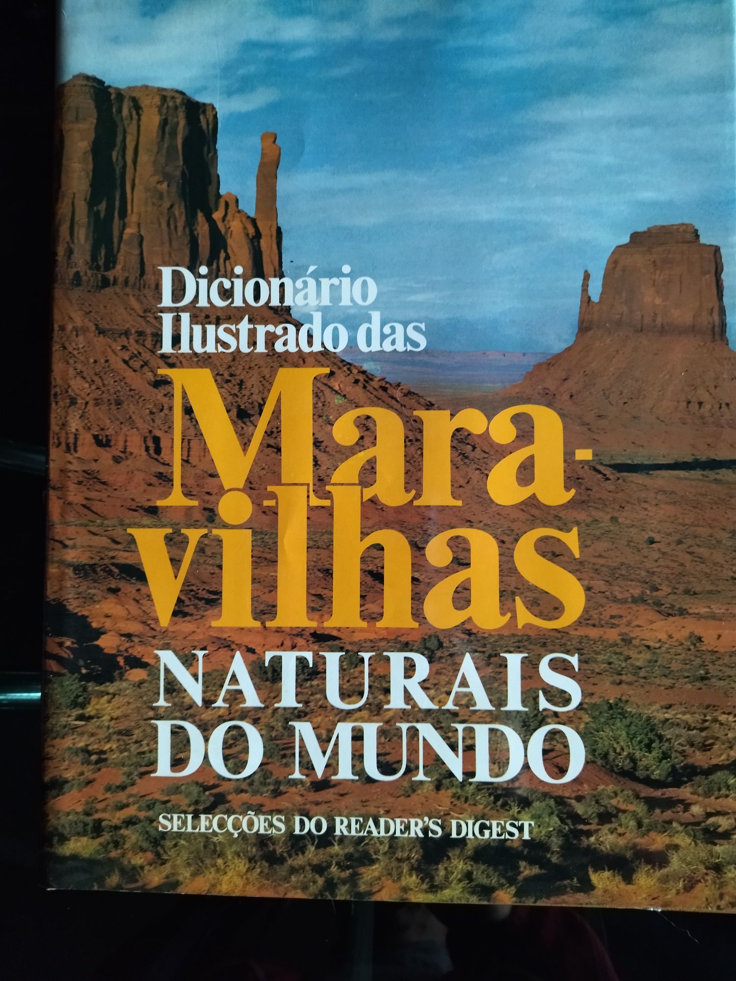 Livro EDucativo Maravilhas Naturais do Mundo