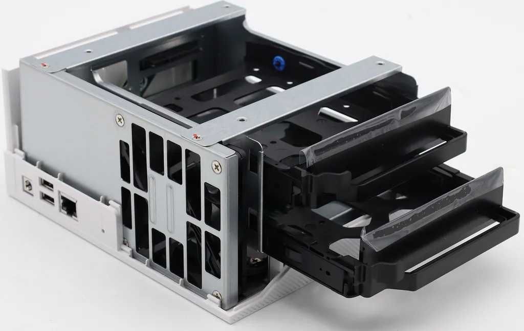 Serwer nas QNAP ts-233