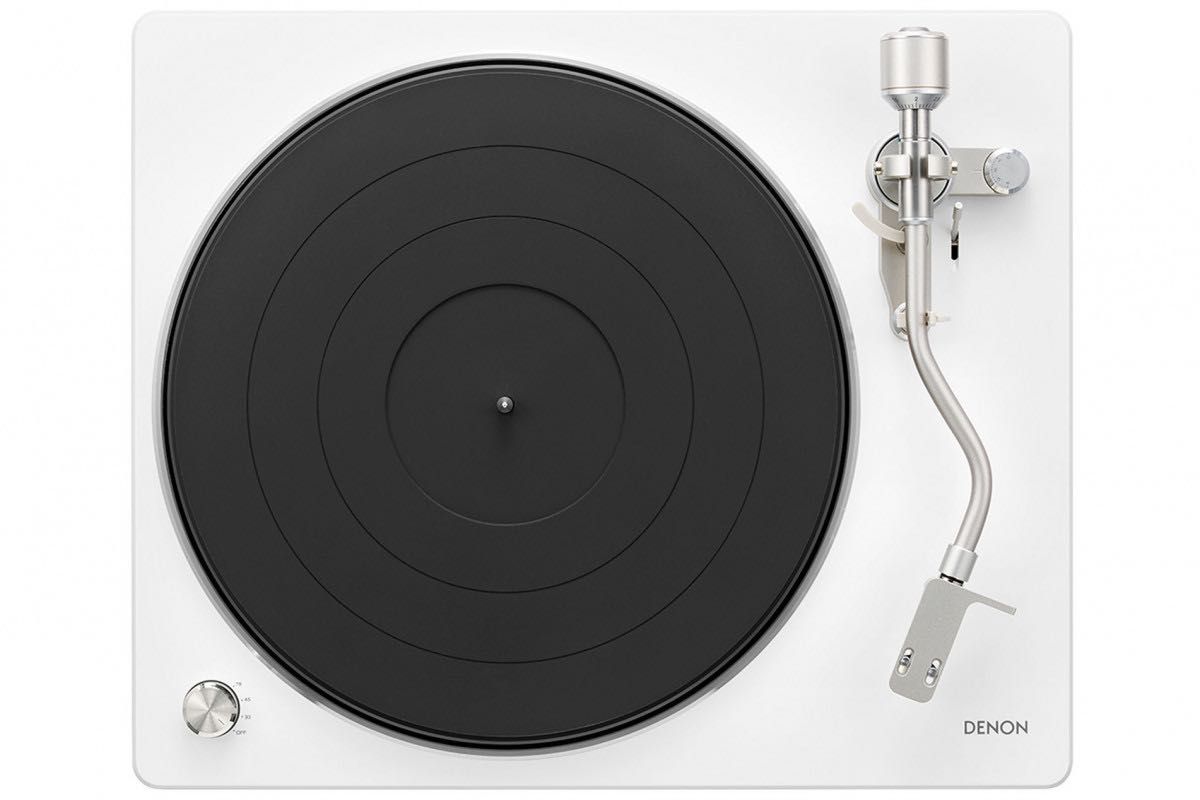 Проигрыватель винила Denon DP-400