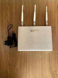 1x Router 2820VN draytek + 1x AP 700 Drayek + 2x Powerline TP Link