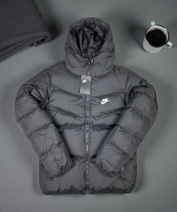 Чоловіча зимова куртка Nike Storm-FIT