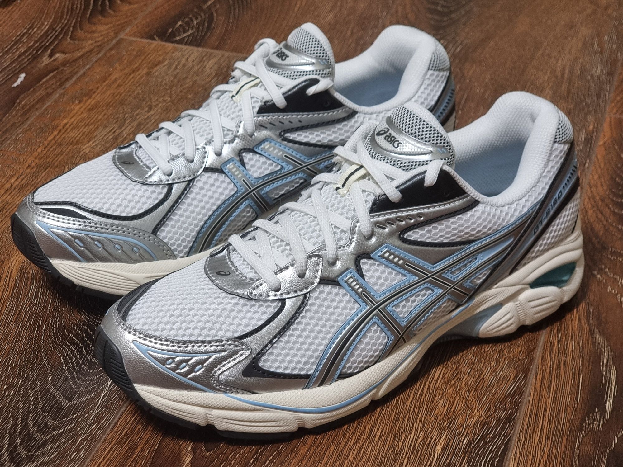 Оригінал 100% кросівки asics gt-2160  eur 42.5