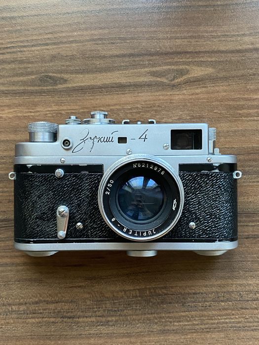 Aparat Zolri 4 z Jupiter-8 2/50 + futeral