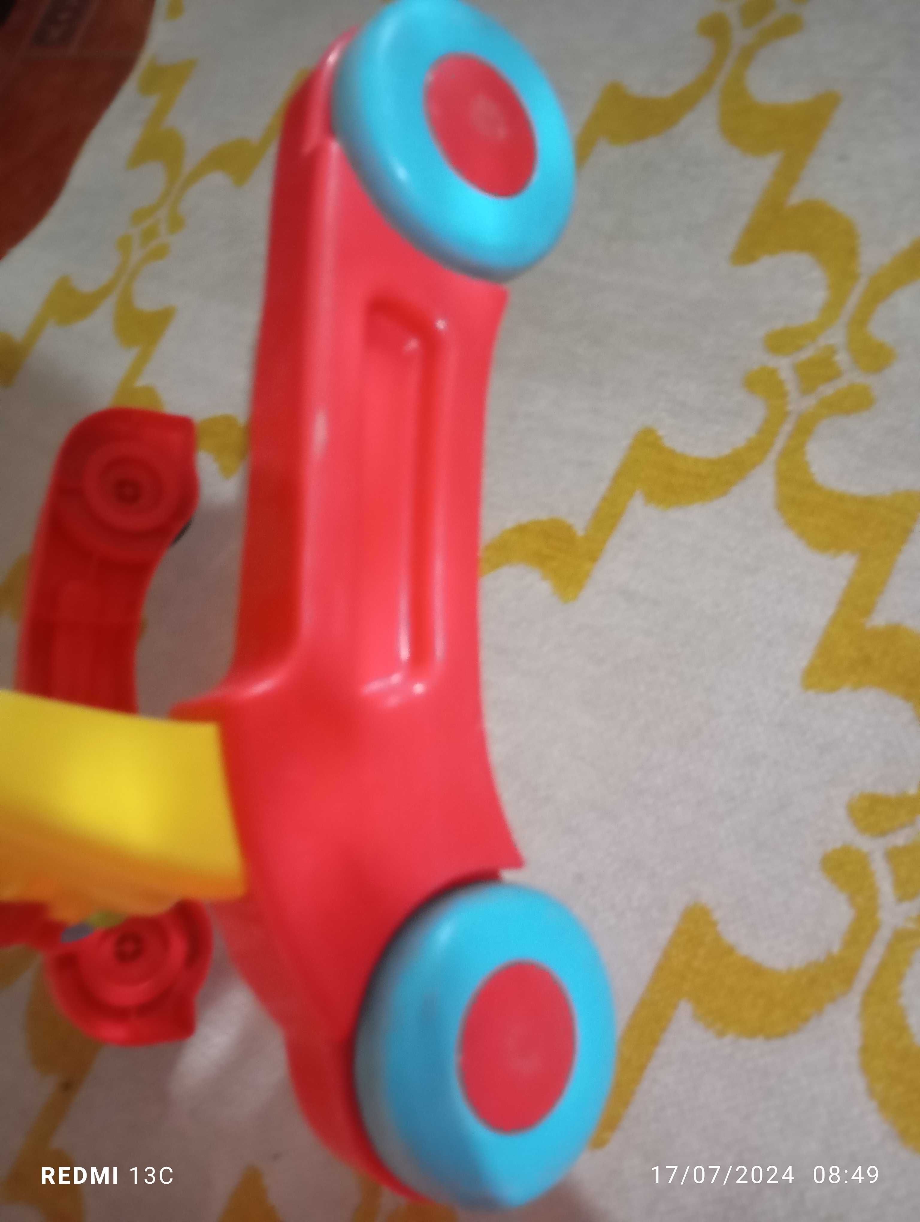 Brinquedo andador