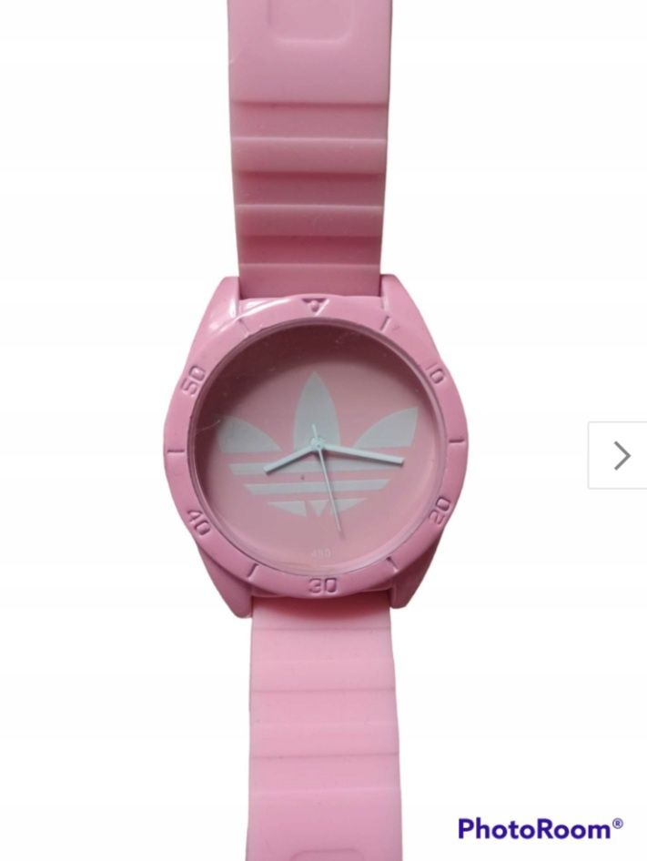 Różowy  zegarek  na silikonowym  pasku