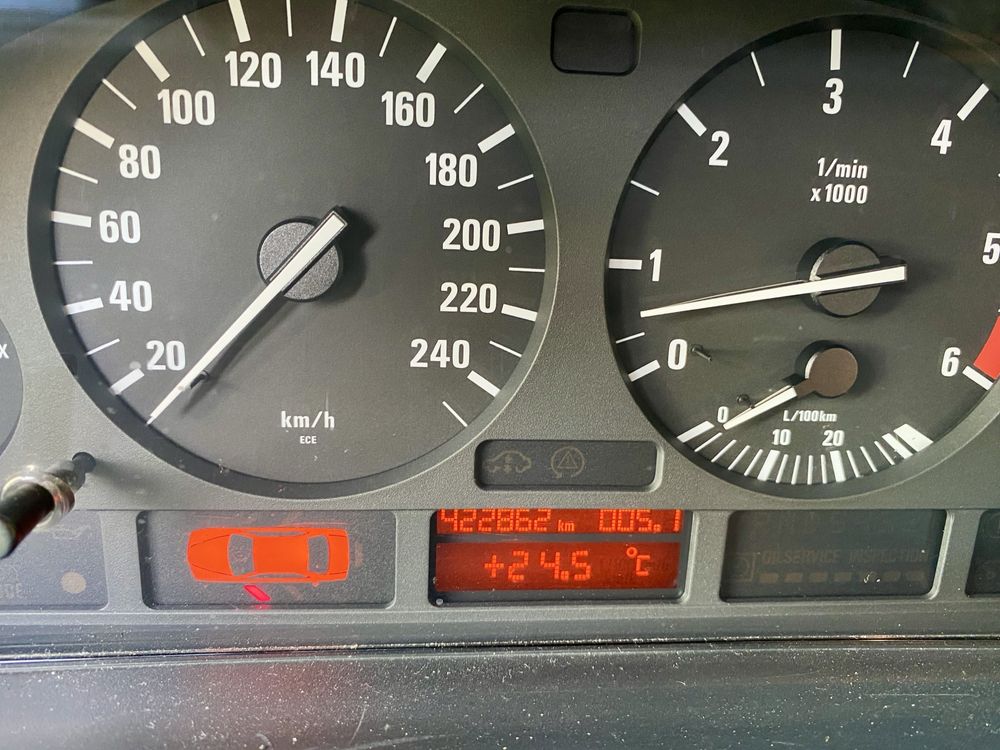 BMW E-39 525D  ekonomiczne siadać i jechać !