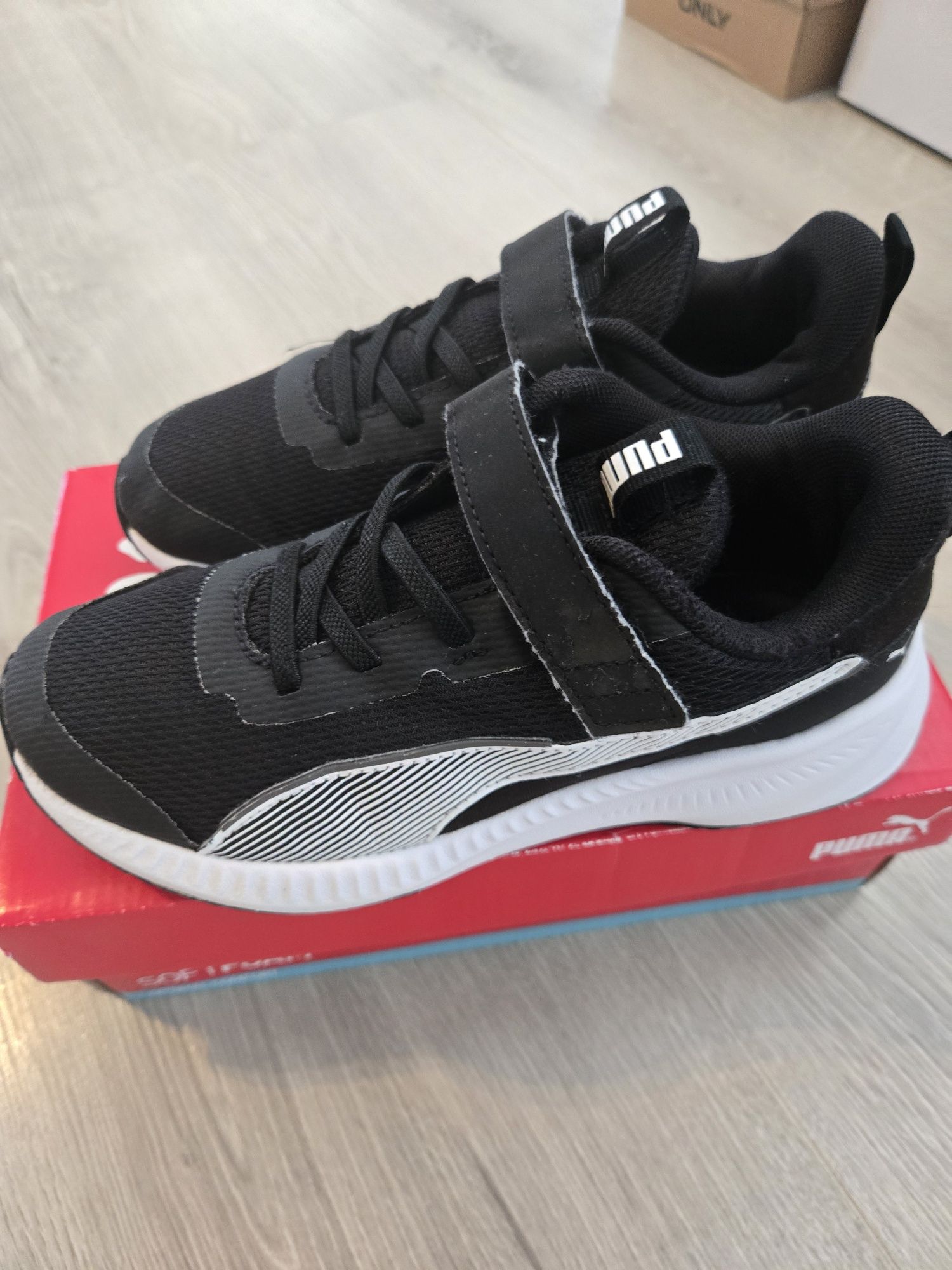 Buty puma 35r, gratis