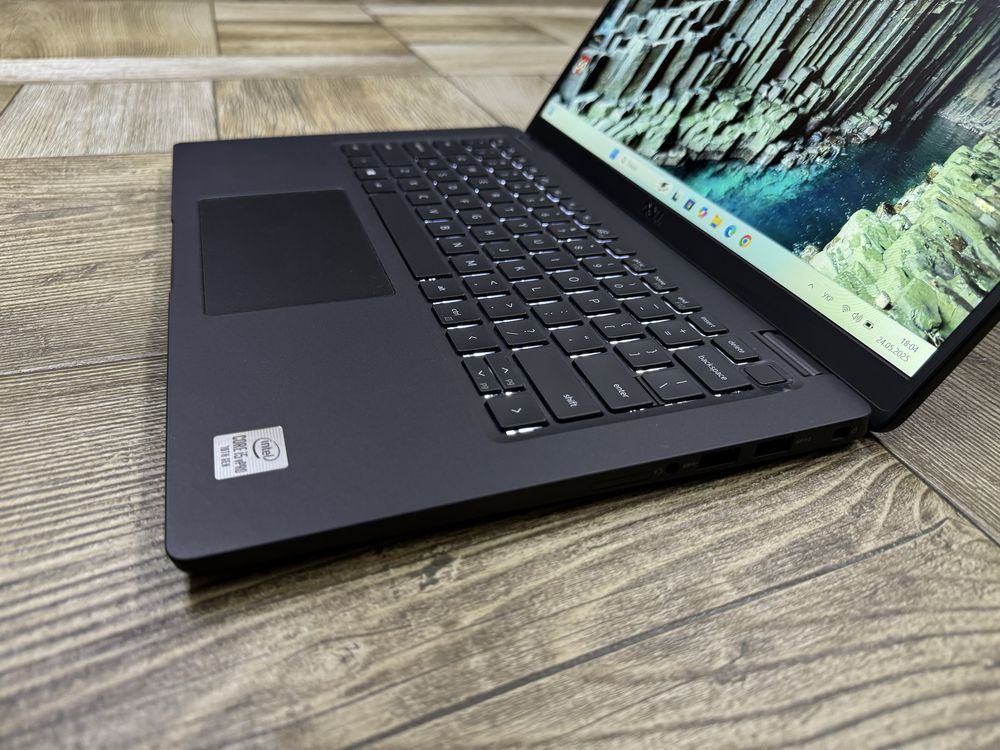 Потужний карбоновий ноутбук Dell Latitude 7410 i5 10 gen 8/256GB (512)