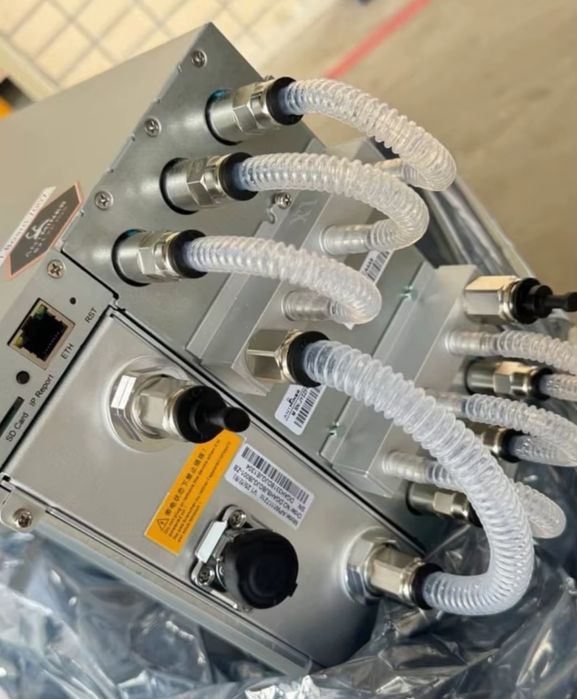 Bitmain Antminer S21+ Hydro 395TH Asic Mining BTC