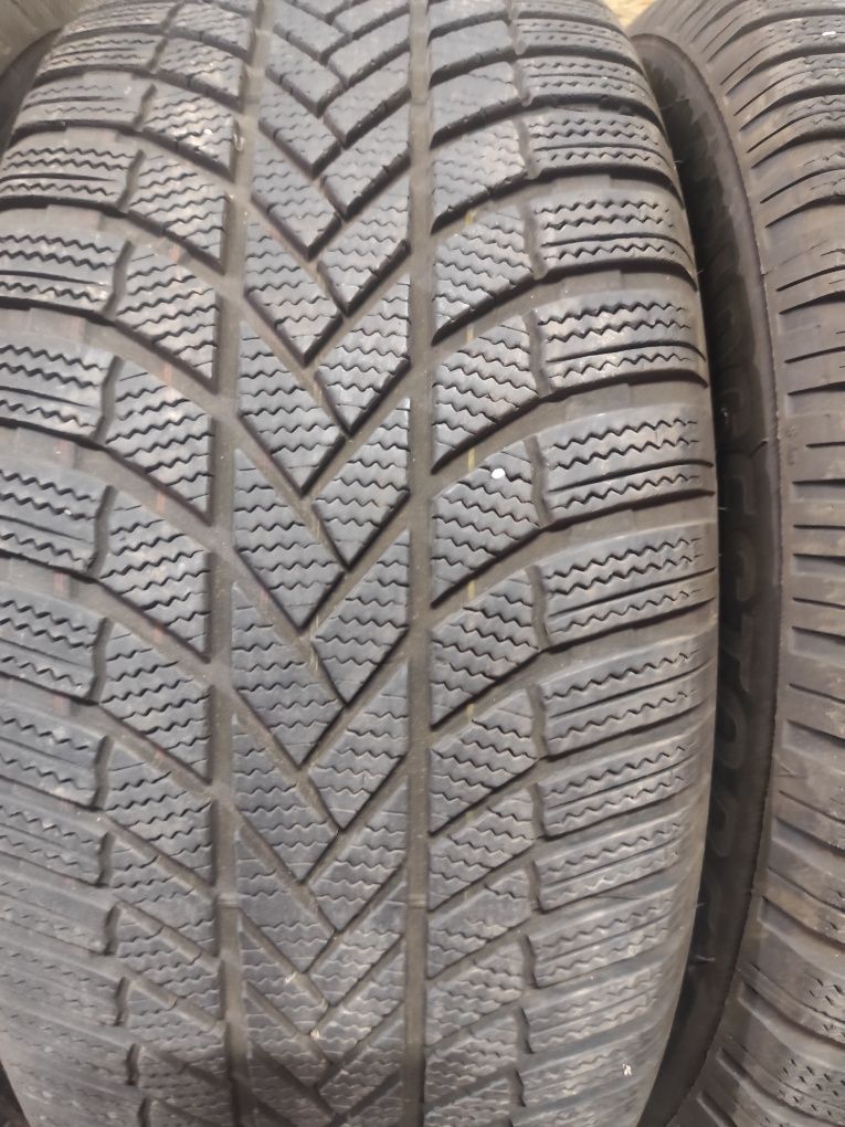 Шини Резина R19(235/55/19) Bridgestone