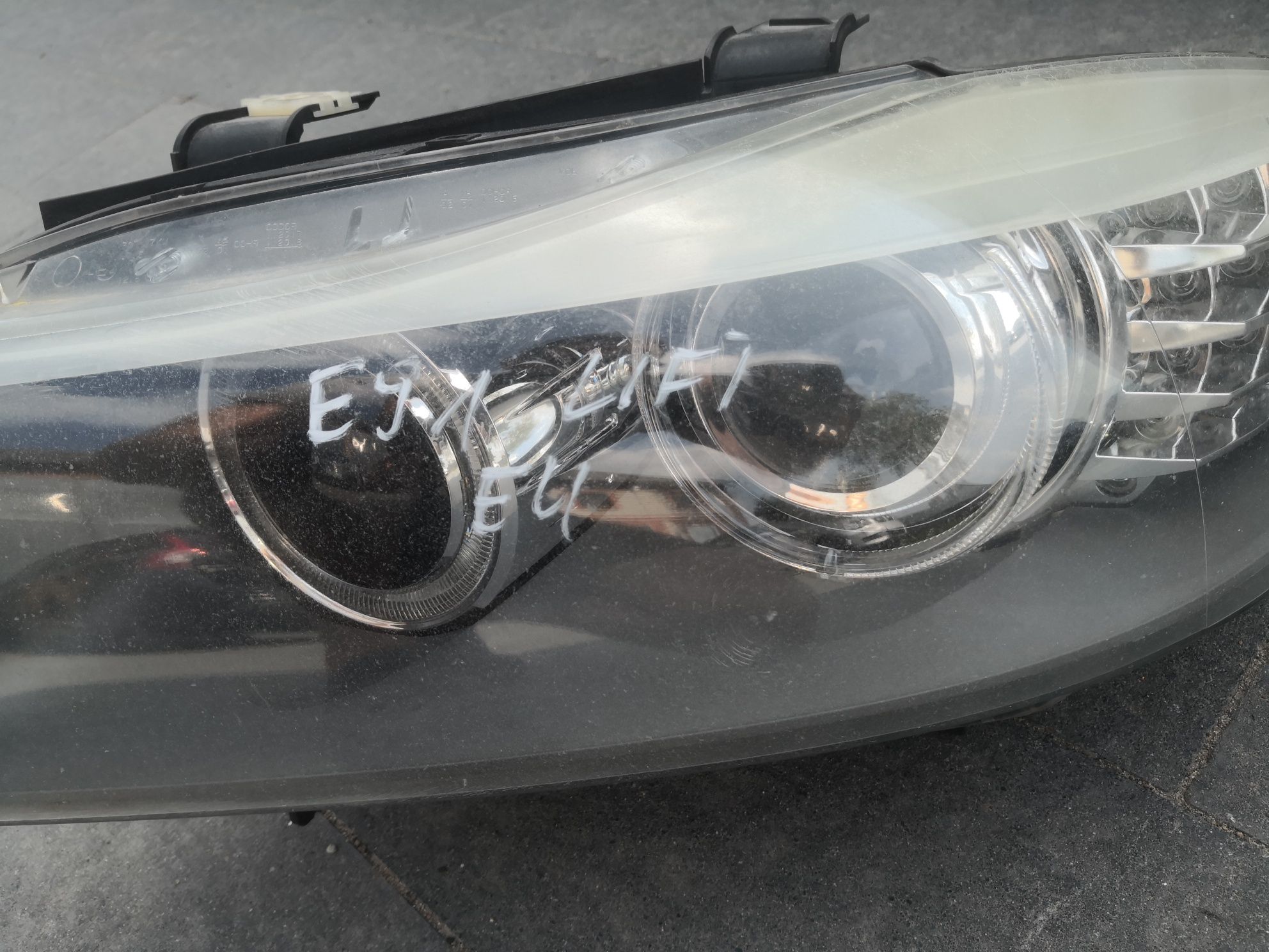Reflektor lewy przedni BMW e90 e91 lift led xenon lampa lewa Europa
