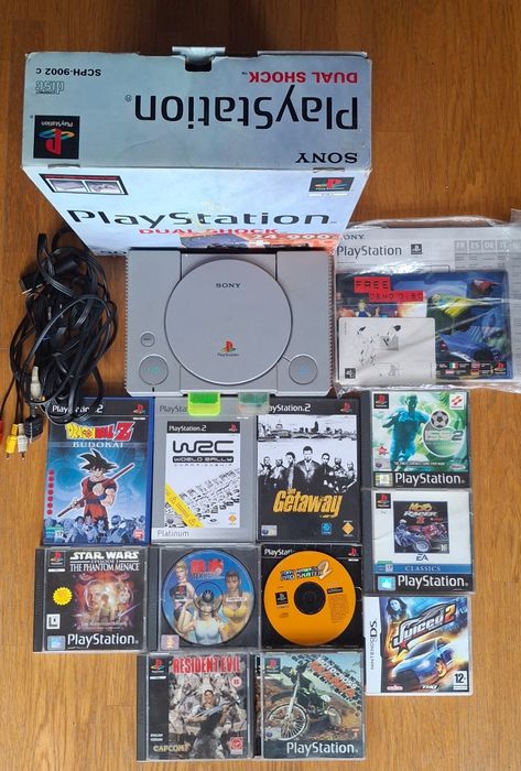 Consola PlayStation 1 (PS1) c/ Caixa Original + 11 Jogos (PS1/PS2)