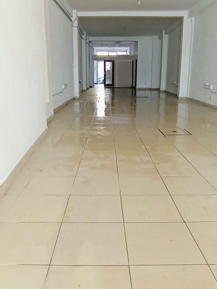 Loja para Arrendar na Rua D. Pedro V – Braga | 120m² + Logradouro 30m²