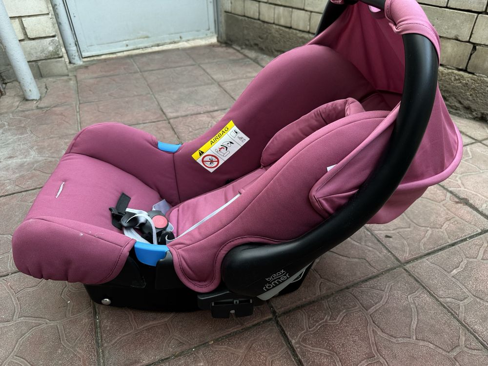 Автолюлька Britax Romer Baby Safe