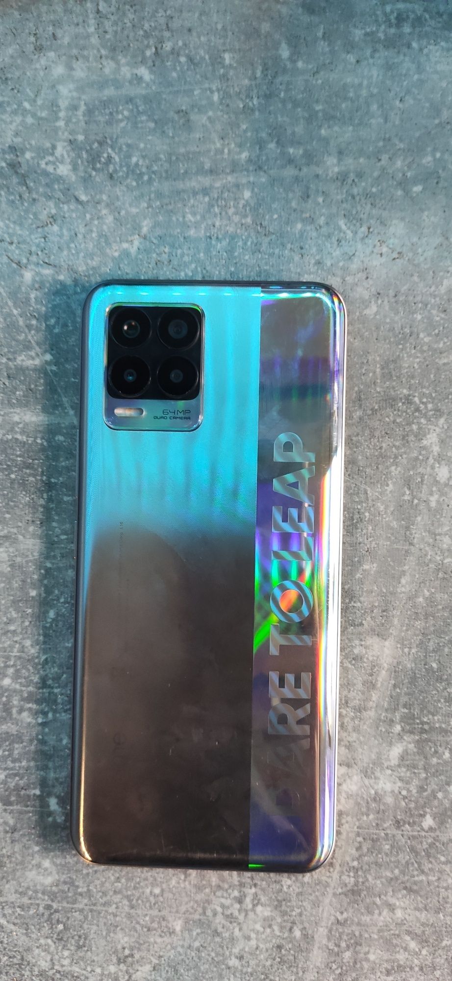 Smartfon telefon Realme 8 RMX 3085 6/64 srebrny jak nowy z szkłem