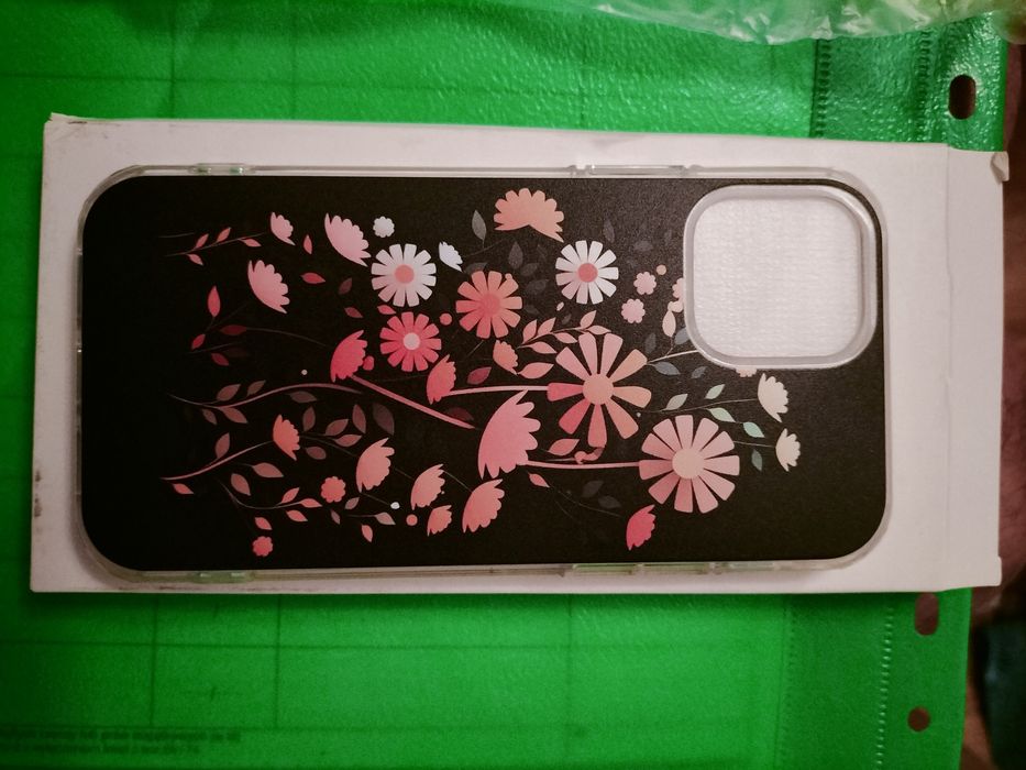 Etui na iPhone'a 12 12 pro