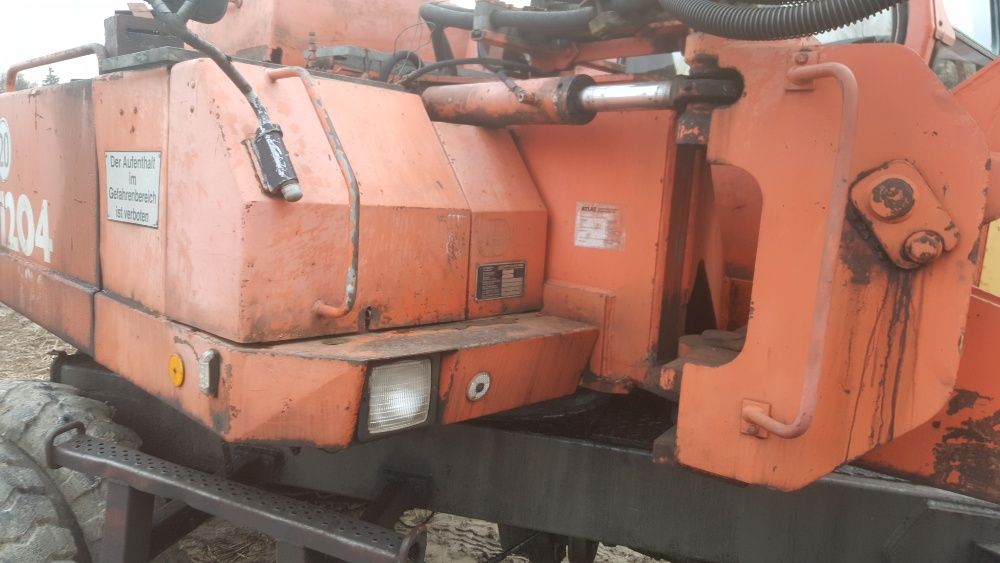 koparka kołowa atlas 1204 deutz f4l912 siłownik ramienia kopiącego