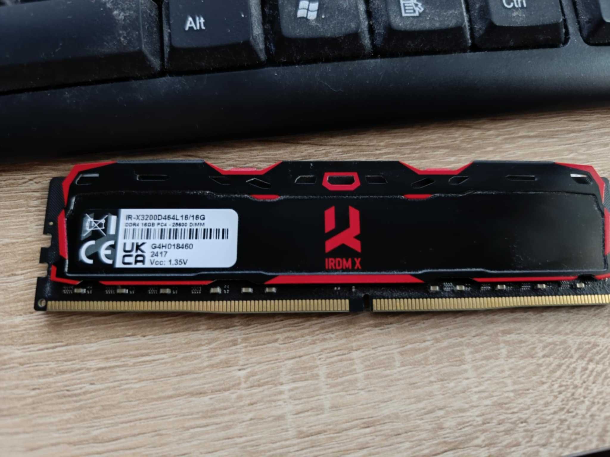 Pamięć RAM 16GB DDR4 GoodRam IRDM X 3200MHz