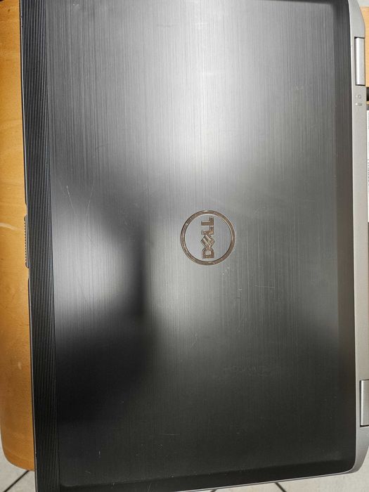 Laptop Dell Latitude 15,6 i7 8GB SSD 240GB