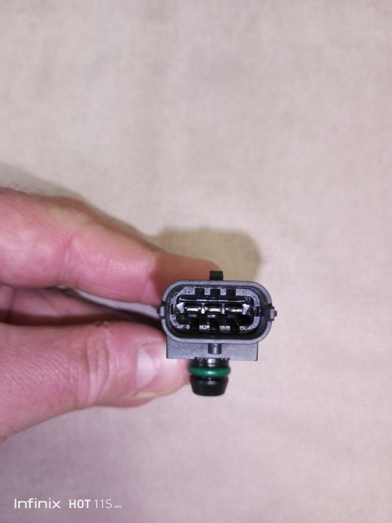 Датчик абсолютного тиску (MAP sensor) 0281002958 Bosch