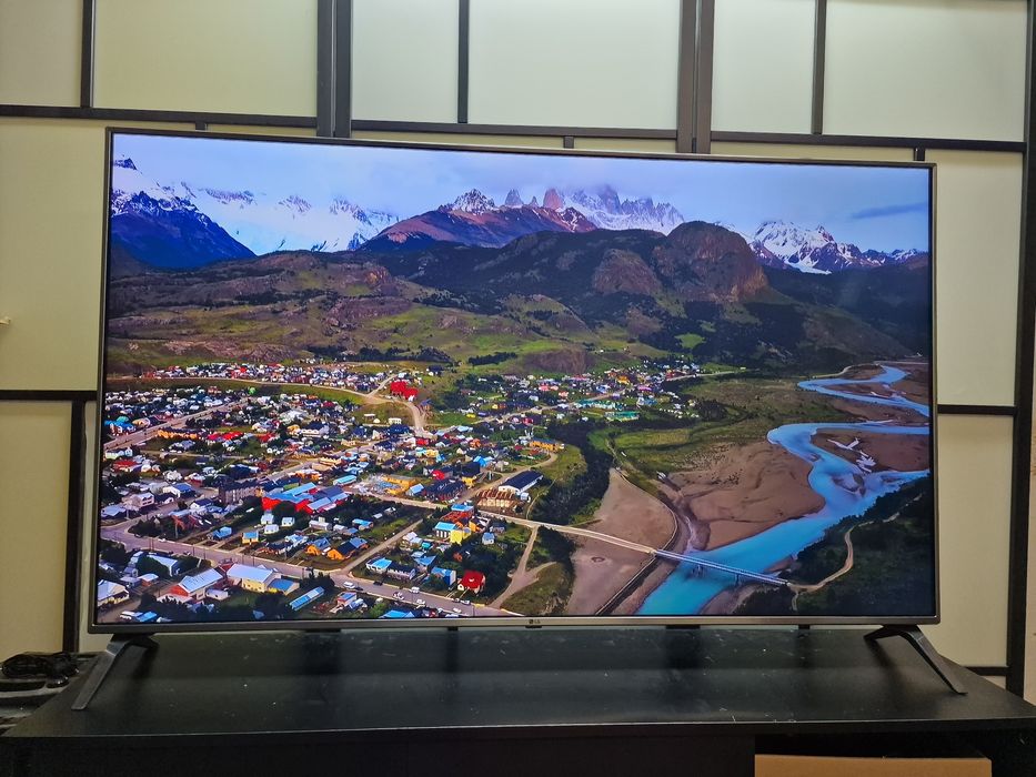 LG 65cali 4K UHD DVB-T2 SMART telewizor