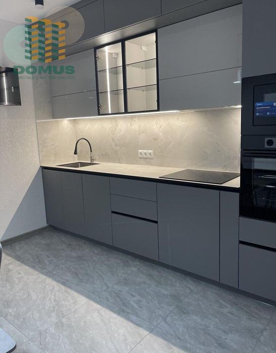 Продам 2 комн ЖК 59 Жемчужина! Сахарова! Дорогой евроремонт!