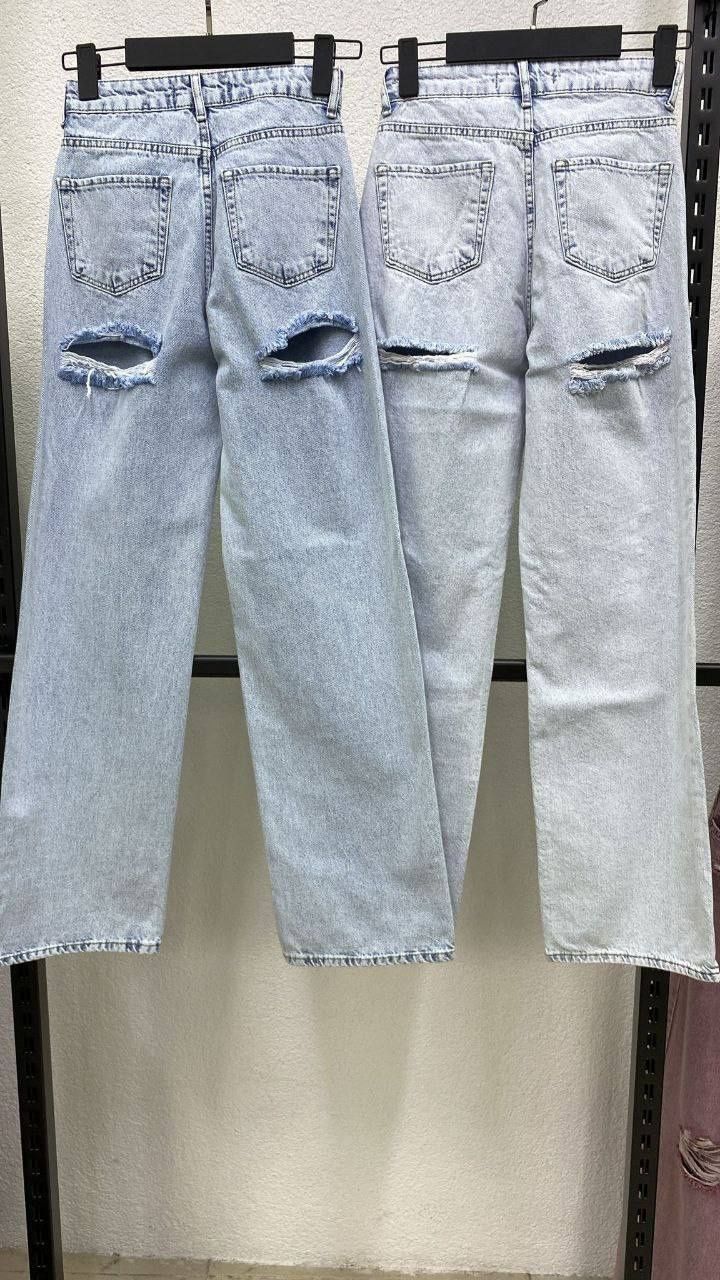 Жіночі джинси з розрізами

Тканина: джинс коттон (100% коттон не