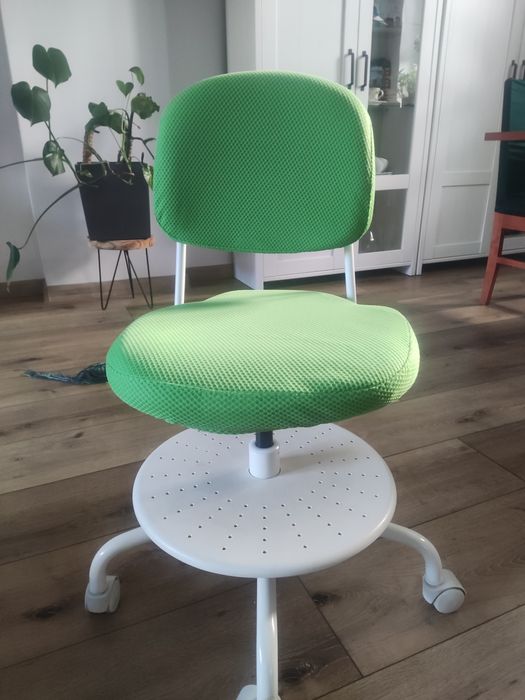 IKEA VIMUND - krzesło obrotowe dziecęcee