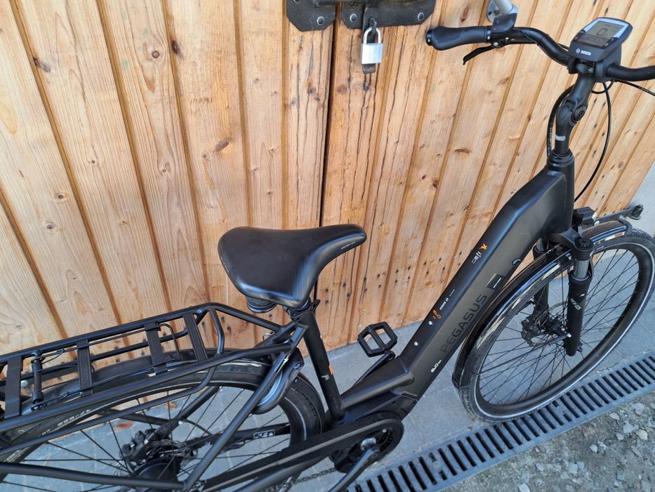JAK NOWY Rower Elektryczny PEGASUS EVO 8F LT Bosch Active Line Plus M
