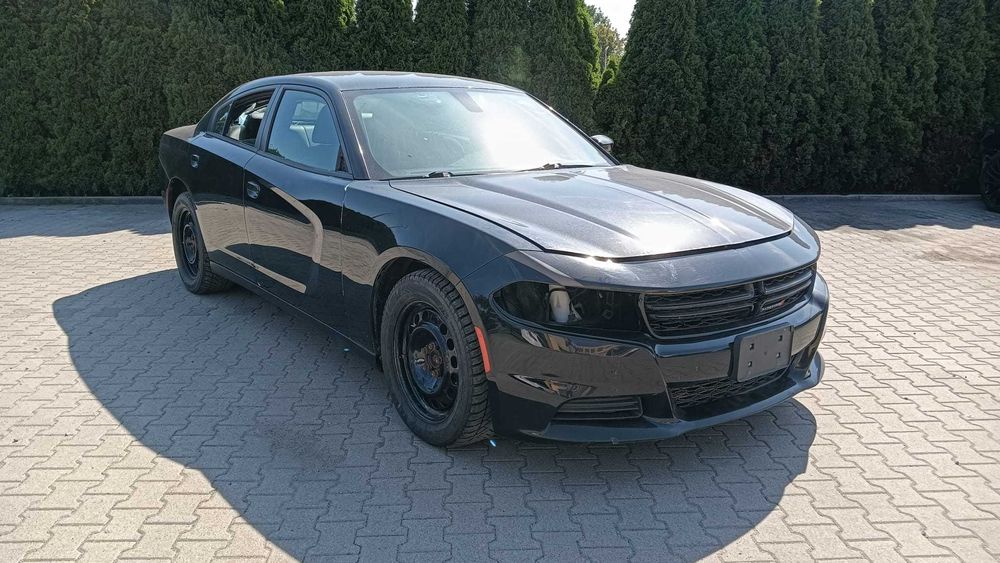 Dodge Charger 2016 5,7 benzyna