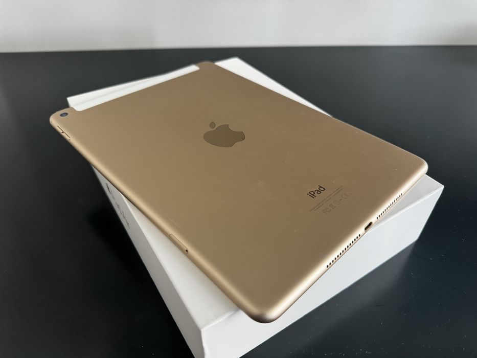 iPad Air 2 128 GB + 4 GB, золотий — в чудовому стані!