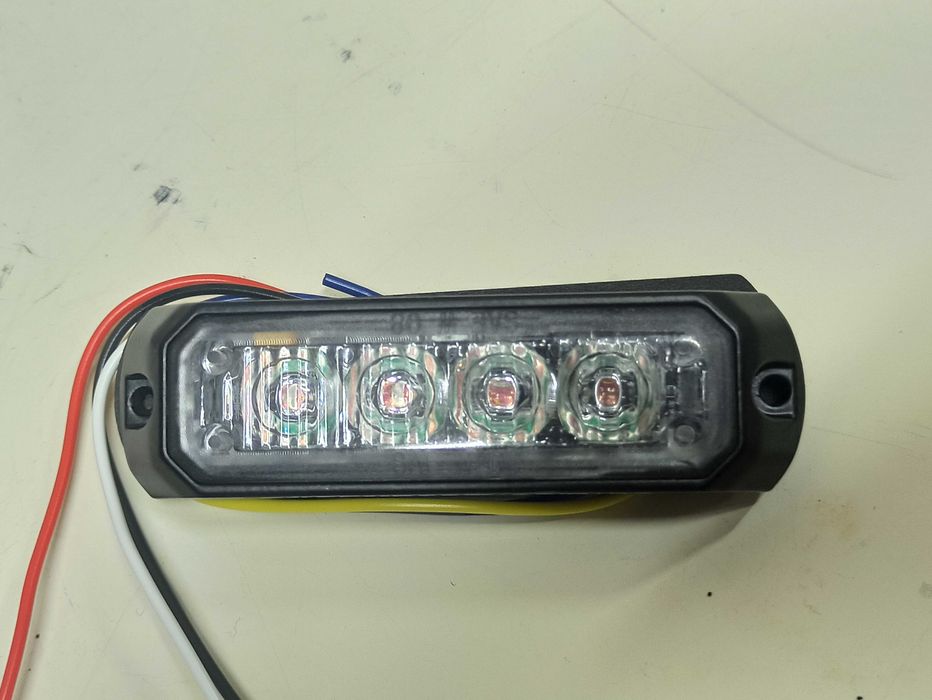 Стробоскоп, мигалка на 4 світлодіода. синій червоний помаранчевий