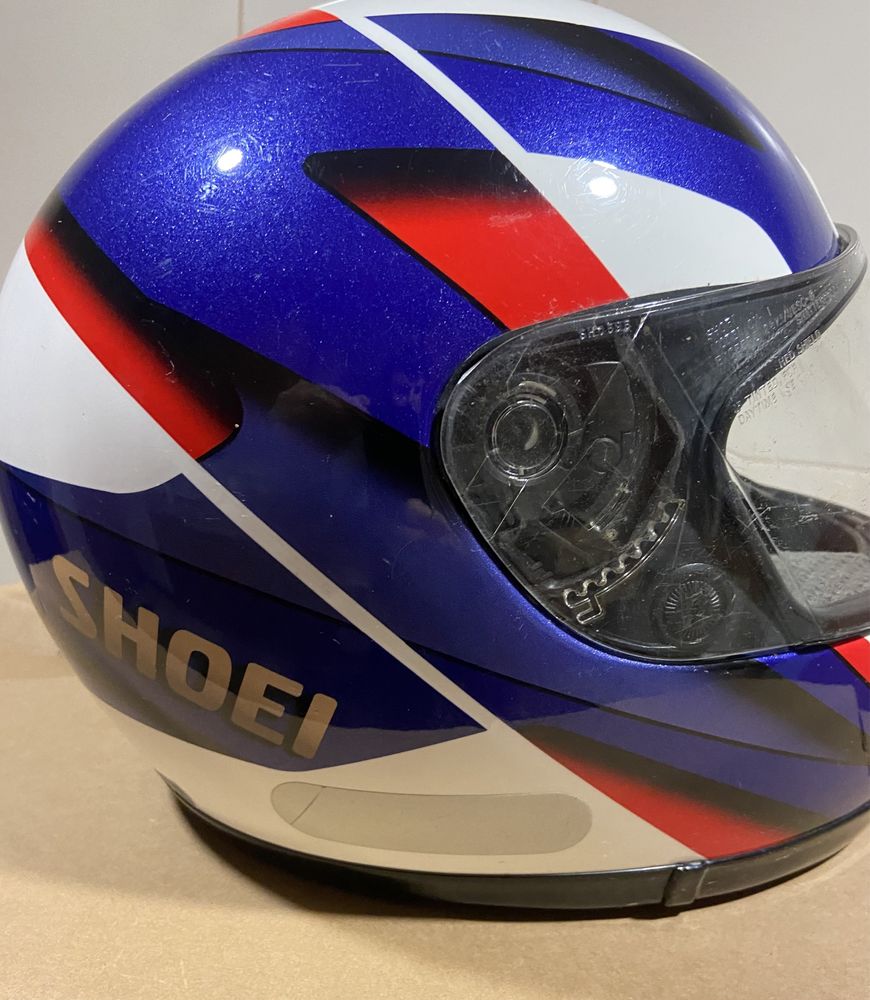 Capacete shoei usado