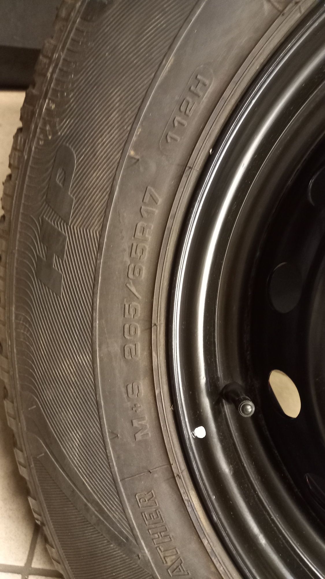 Felgi , koła Ford Ranger 7,5J 17"ET 55  6x139.7 4 sztuki Goodyear