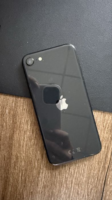 IPhone SE 64ГБ Айфон Apple