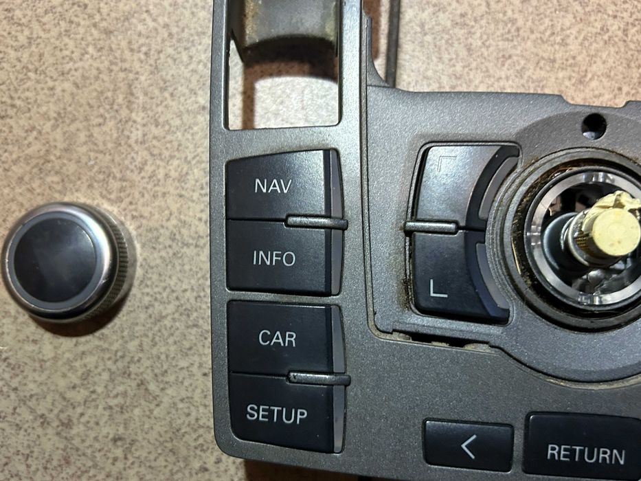 Panel sterowania radia menu audi a6 c6