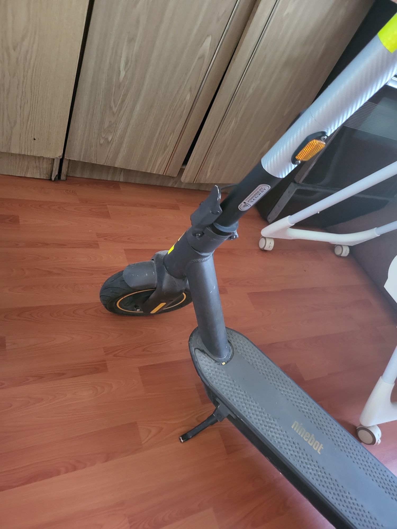 Ninebot max G30E II