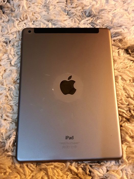 Планшет Apple iPad Air A1475  Wi-Fi + LTE 64GB Space Gray