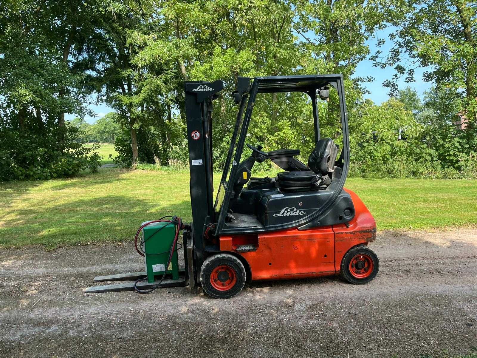 Empilhador Elétrico 1600kg - LINDE E16 4,5m
