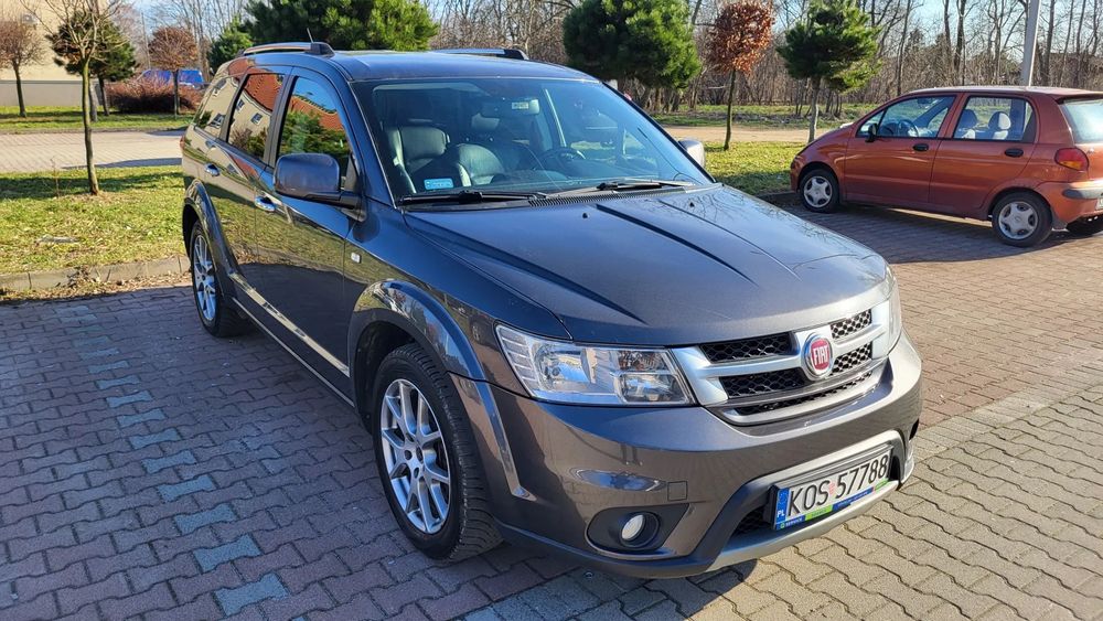 Fiat Freemont Fiat Freemont Zadbany Bezwypadkowy Rodzinny Bezpieczny Samochód