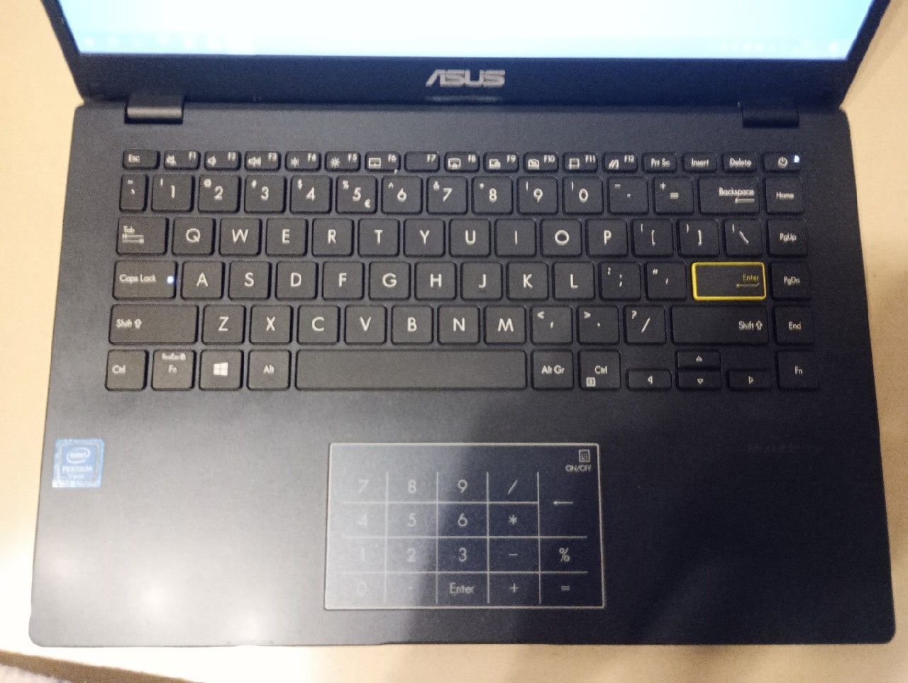 Asus E410M 4GB/128