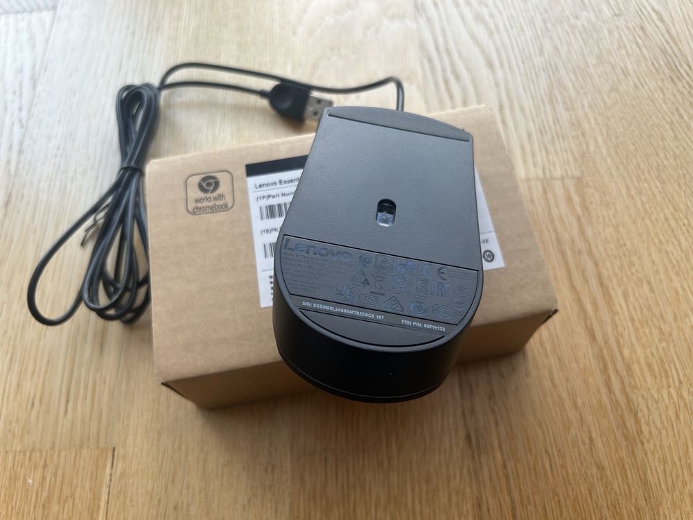 Nowa myszka USB Lenovo Essential
