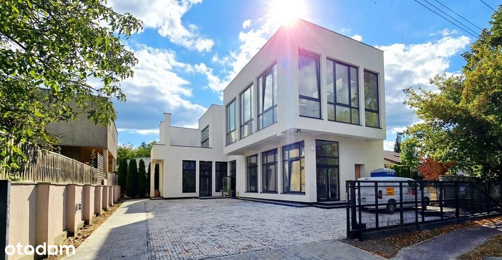 Nowy budynek handlowy, Świetny punkt, Okazja!!