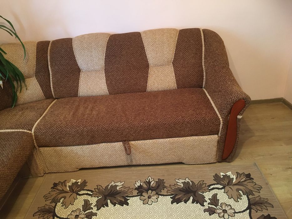 Кутовий диван розкладна ний