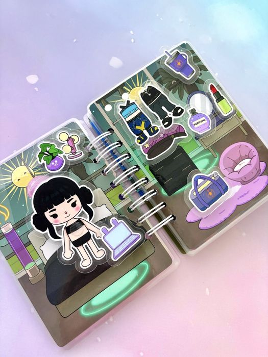 K-Pop demon hunters w stylu Toca Boca książka 10 stron, naklejki