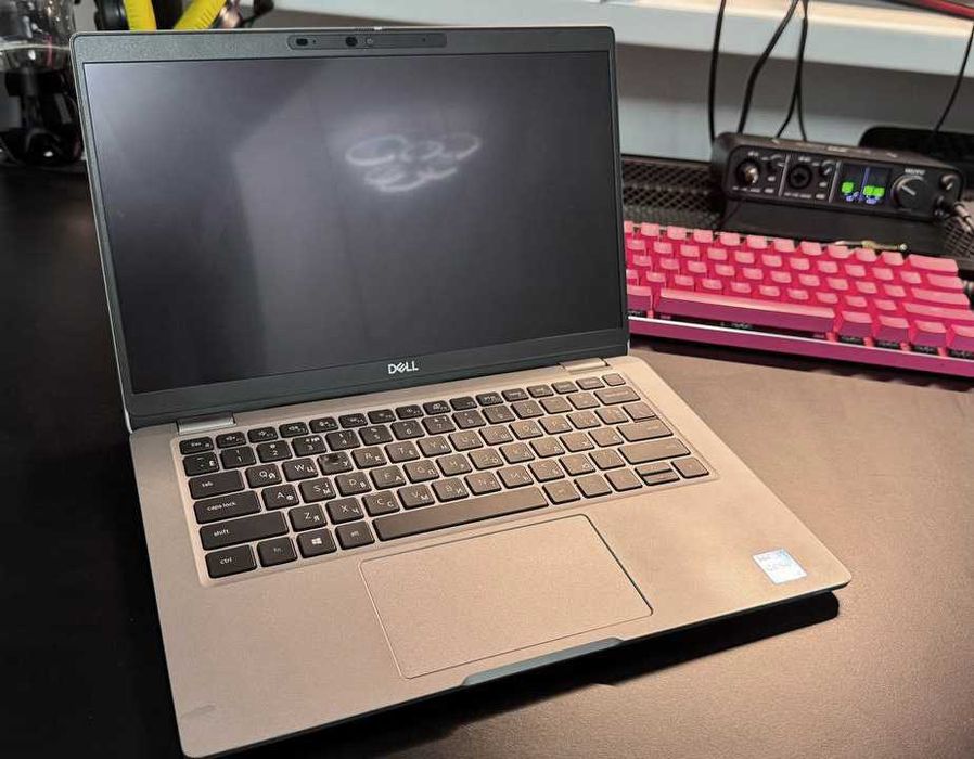 Сенсорний ноутбук Dell Latitude 5320 (core i7/ 16GB/ 256GB)
