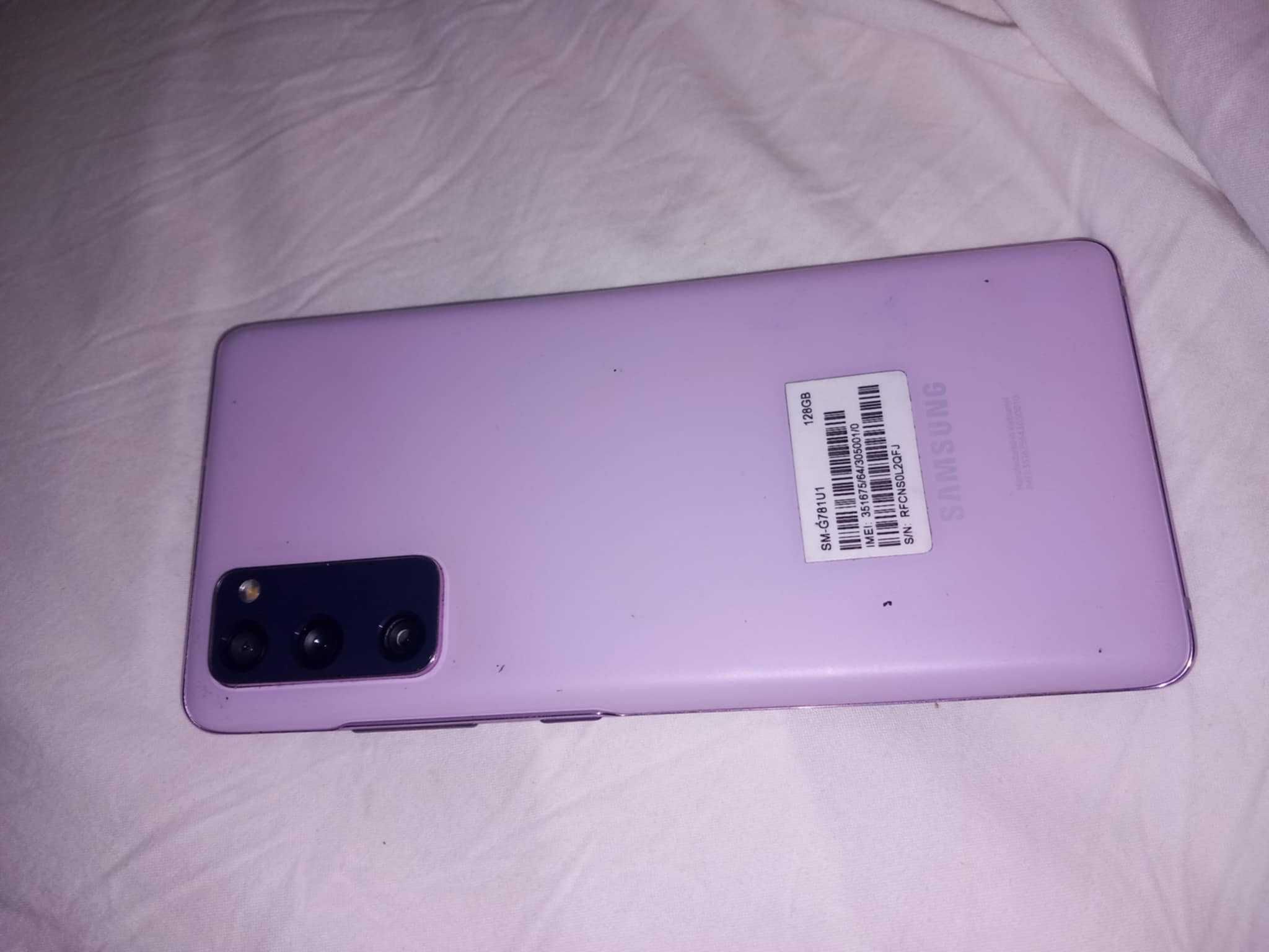 Vendo ou troco Samsung S20 fe